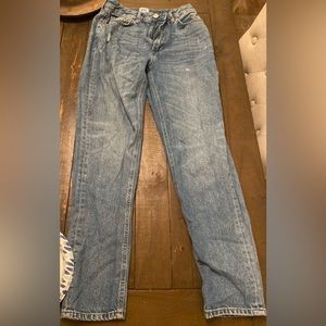 Urban outfitters size 27 “mom” jeans